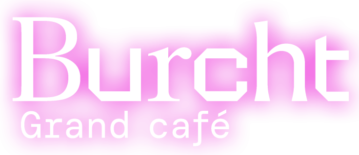 burcht met roze gloed